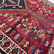 1950 SHIRAZ RUG 3’ 6” x 4’ 6” (MED.242)