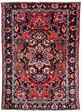 1930 BAKHTIARI RUG 4’ 8” x 6’ 4” (MED.FEA.150-2)